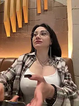 Wet  Bunny online show from 09/20/25, 06:29