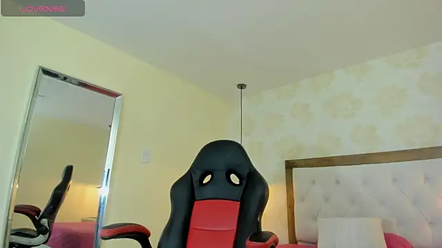 clarisKlein online show from 03/31/26, 04:03