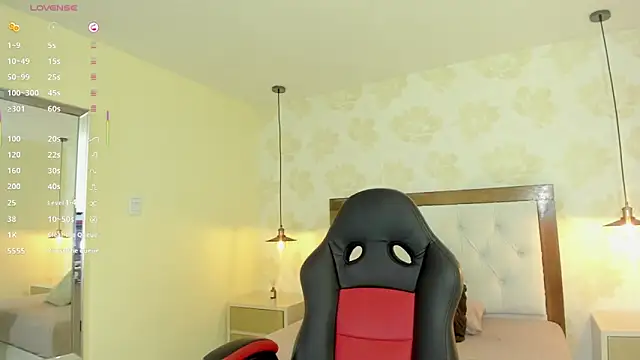 clarisKlein online show from 11/21/25, 04:11