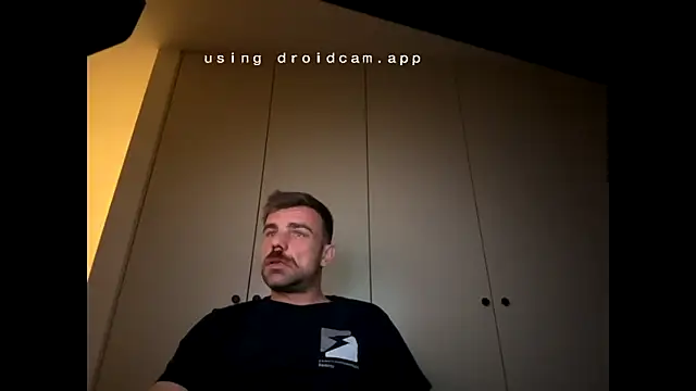 Snapshot of mrbigballs chatting on 10/04/25, 11:06 mrbigballs online show from 10/04/25, 11:06