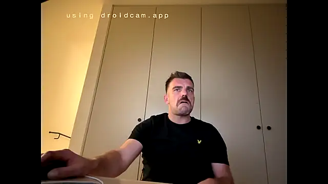 Snapshot of mrbigballs chatting on 09/24/25, 11:43 mrbigballs online show from 09/24/25, 11:43