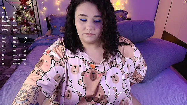 Snapshot of naughtykiss chatting on 12/17/25, 12:43 naughtykiss online show from 12/17/25, 12:43