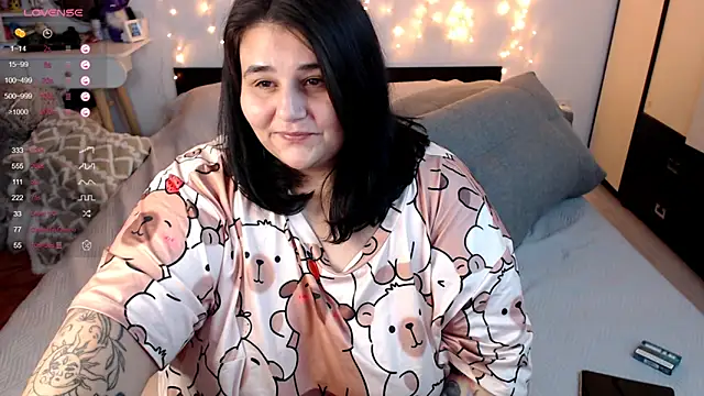 naughtykiss online show from 10/15/25, 04:44