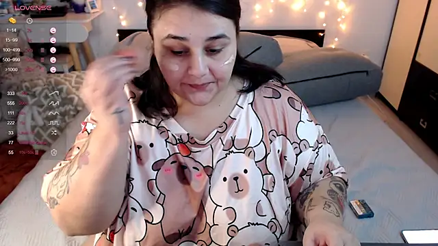 naughtykiss online show from 10/08/25, 06:26