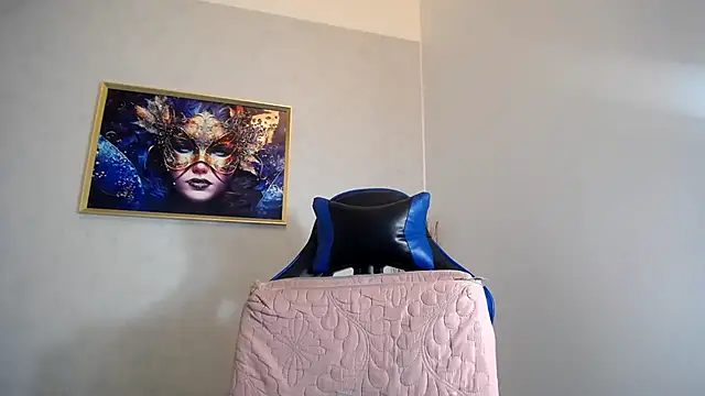 paulabigcock online show from 12/05/25, 12:04