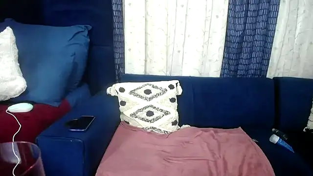 crystalbxx online show from 03/14/25, 09:32