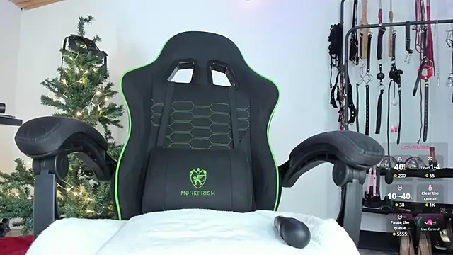 Snapshot of Arianna_connor1 chatting on 12/04/25, 04:50 Arianna connor1 online show from 12/04/25, 04:50