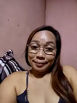 Snapshot of asianwet4u chatting on 02/08/26, 02:15 asianwet4u online show from 02/08/26, 02:15