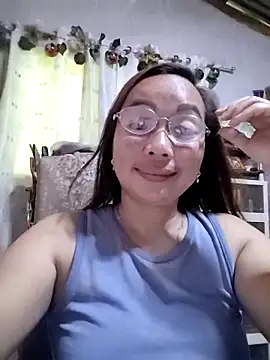 asianwet4u online show from 12/18/25, 02:05