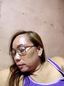 asianwet4u online show from 10/25/25, 04:18