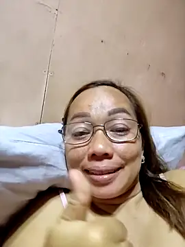 asianwet4u online show from 10/31/25, 04:36