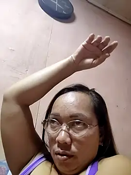 Snapshot of asianwet4u chatting on 01/19/26, 01:59 asianwet4u online show from 01/19/26, 01:59