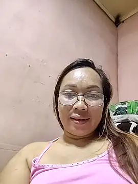 Snapshot of asianwet4u chatting on 02/20/26, 04:53 asianwet4u online show from 02/20/26, 04:53