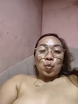 asianwet4u online show from 11/26/25, 04:51