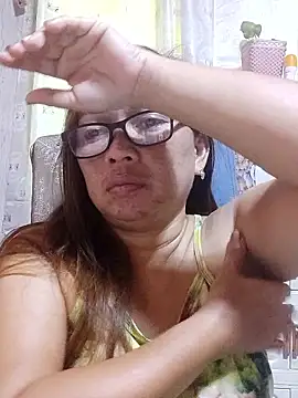 Snapshot of asianwet4u chatting on 01/10/26, 03:35 asianwet4u online show from 01/10/26, 03:35