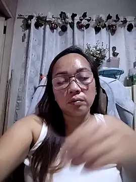 Snapshot of asianwet4u chatting on 02/27/26, 05:35 asianwet4u online show from 02/27/26, 05:35