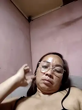 asianwet4u online show from 11/22/25, 04:17