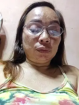 asianwet4u online show from 12/18/25, 02:10