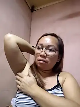 asianwet4u online show from 05/05/26, 05:05