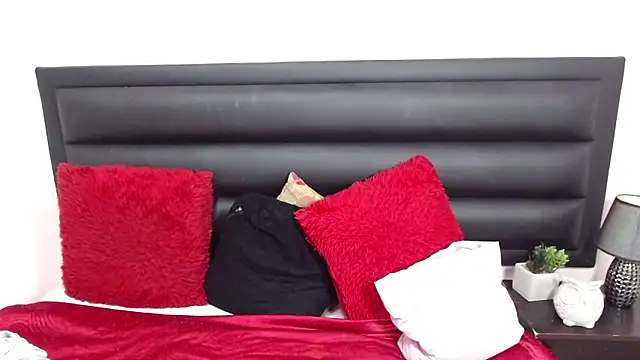 sensual nataliee online show from 11/07/25, 03:38