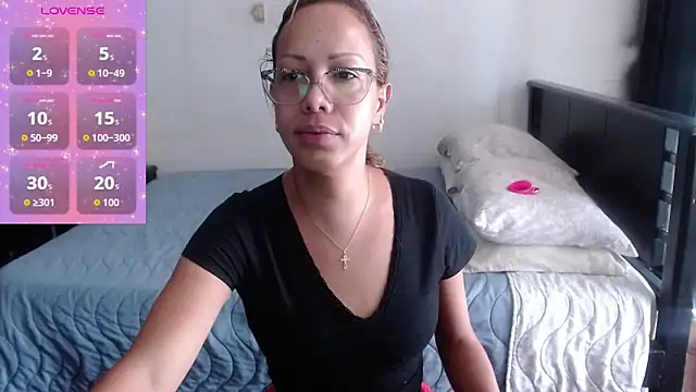 sensual nataliee online show from 03/25/26, 02:49