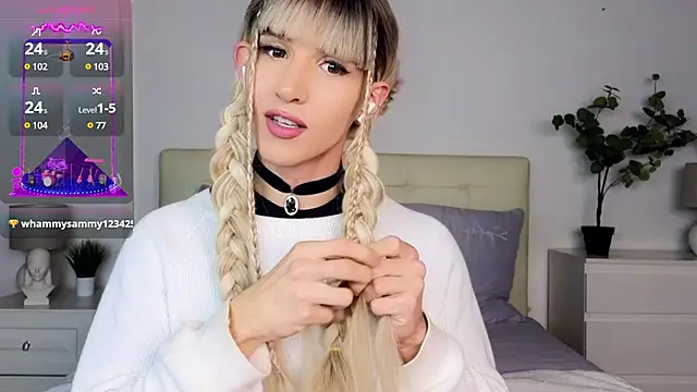 Snapshot of HelenSpellman chatting on 12/03/24, 10:34 HelenSpellman online show from 12/03/24, 10:34