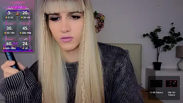 Snapshot of HelenSpellman chatting on 12/11/24, 05:32 HelenSpellman online show from 12/11/24, 05:32