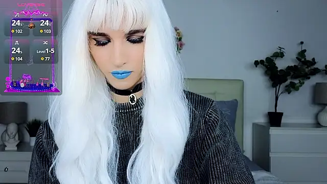 Snapshot of HelenSpellman chatting on 12/01/24, 07:41 HelenSpellman online show from 12/01/24, 07:41