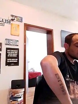 Codymc89 online show from 05/25/26, 03:33