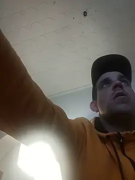 Codymc89 online show from 12/04/25, 02:54