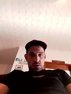 Codymc89 online show from 05/11/26, 04:26