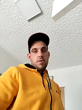 Codymc89 online show from 10/25/25, 10:58