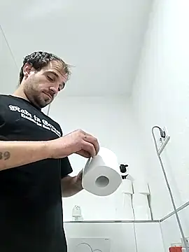 Codymc89 online show from 10/05/25, 02:08