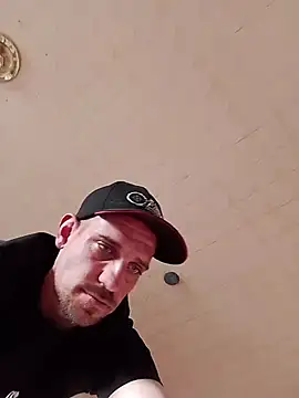 Codymc89 online show from 04/20/26, 05:25