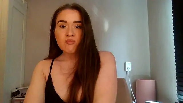 avajade online show from 11/10/25, 10:42