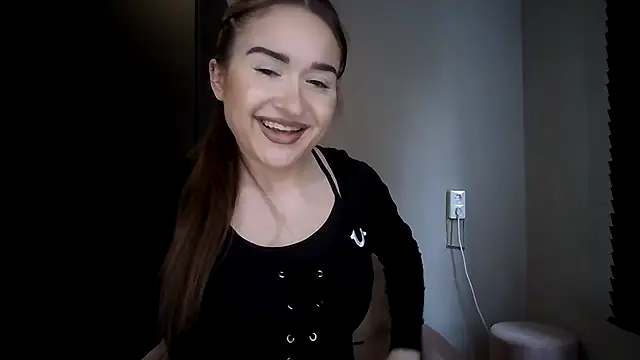 avajade online show from 03/31/26, 09:33