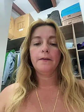moniquerainx online show from 07/21/26, 04:03