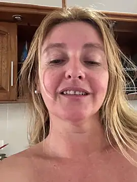 moniquerainx online show from 03/19/26, 03:45