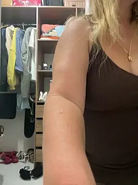 moniquerainx online show from 06/16/26, 12:43