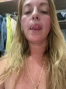 moniquerainx online show from 07/03/26, 04:19