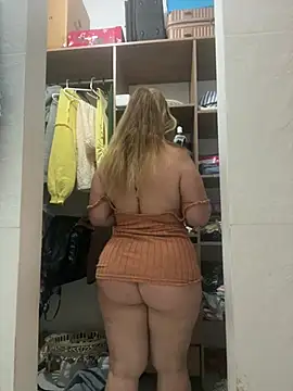 moniquerainx online show from 08/03/26, 11:53