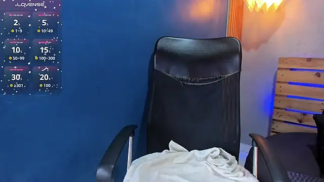 niky doll  online show from 10/21/25, 01:32