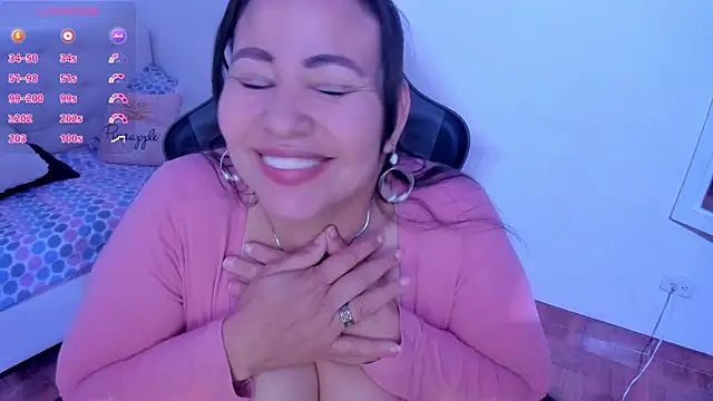 esmeralda milf online show from 03/04/25, 09:00