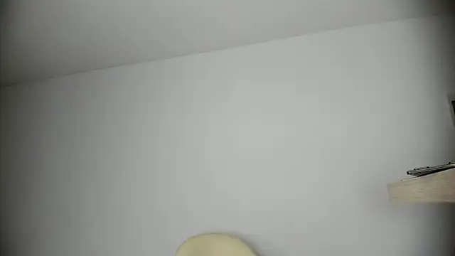 SARA TS FOX online show from 01/09/26, 01:12