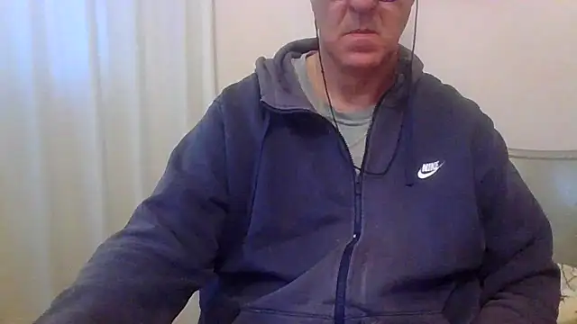 ANONIMO7735 online show from 05/01/26, 03:55