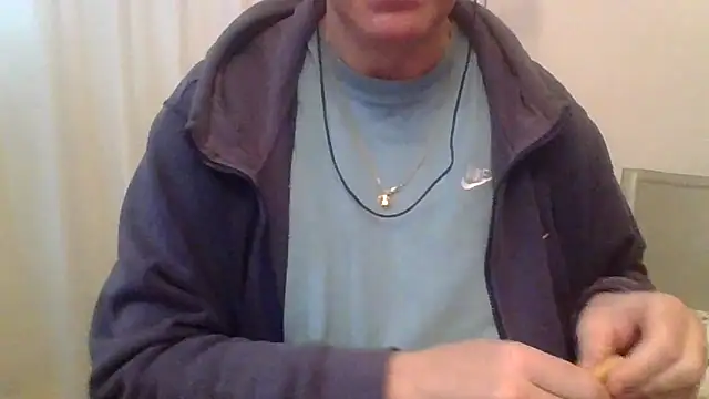 Snapshot of ANONIMO7735 chatting on 04/03/26, 05:03 ANONIMO7735 online show from 04/03/26, 05:03