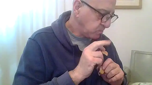 ANONIMO7735 online show from 02/15/26, 06:58