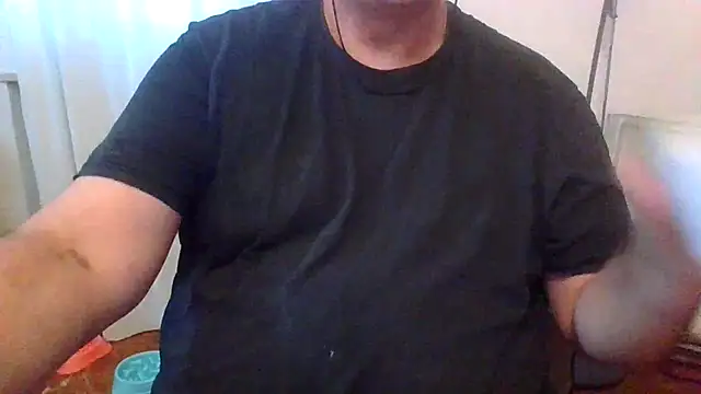 Snapshot of ANONIMO7735 chatting on 09/22/25, 05:02 ANONIMO7735 online show from 09/22/25, 05:02