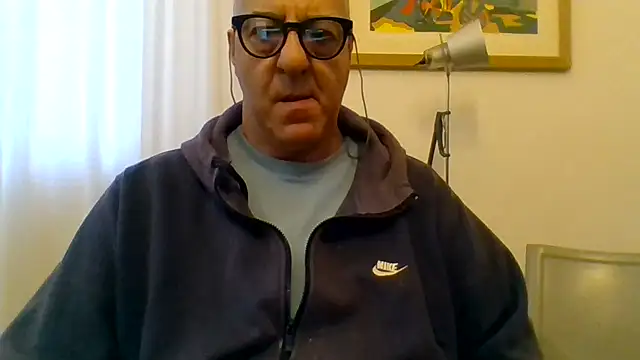 ANONIMO7735 online show from 05/18/26, 04:40