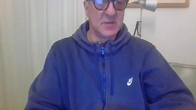 Snapshot of ANONIMO7735 chatting on 03/28/26, 06:09 ANONIMO7735 online show from 03/28/26, 06:09